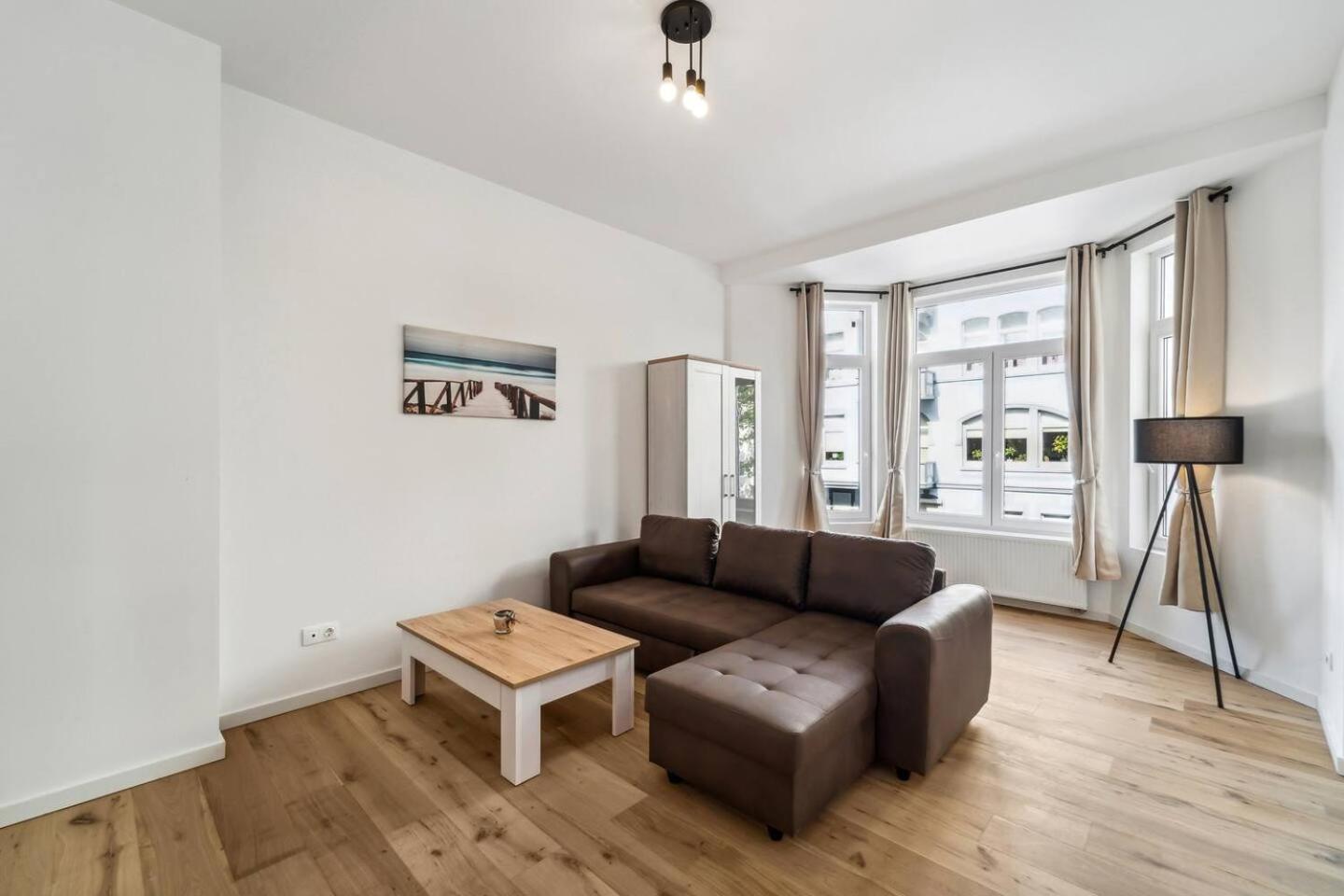 Infinity Stay Ferienapartments Rheinstrasse Wilhelmshaven Exterior foto